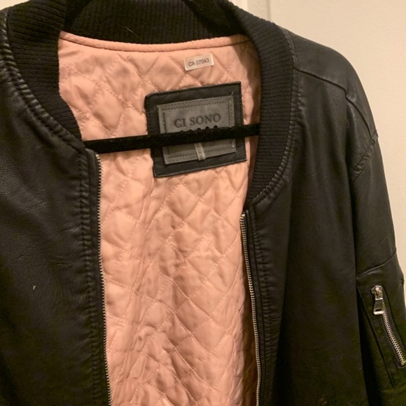 Black leather jacket - Picture 2 of 2